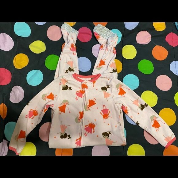 LOT of 3 Girls Clothes, size 3T. (B29) - Picture 1 of 3